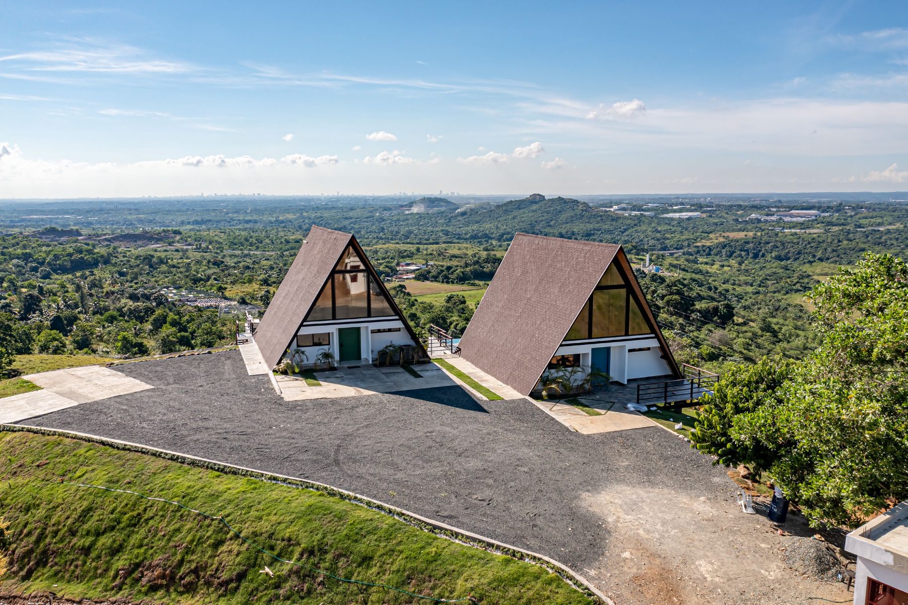 Casas Alpina construidas por ZOEC CIVIL, vista aérea